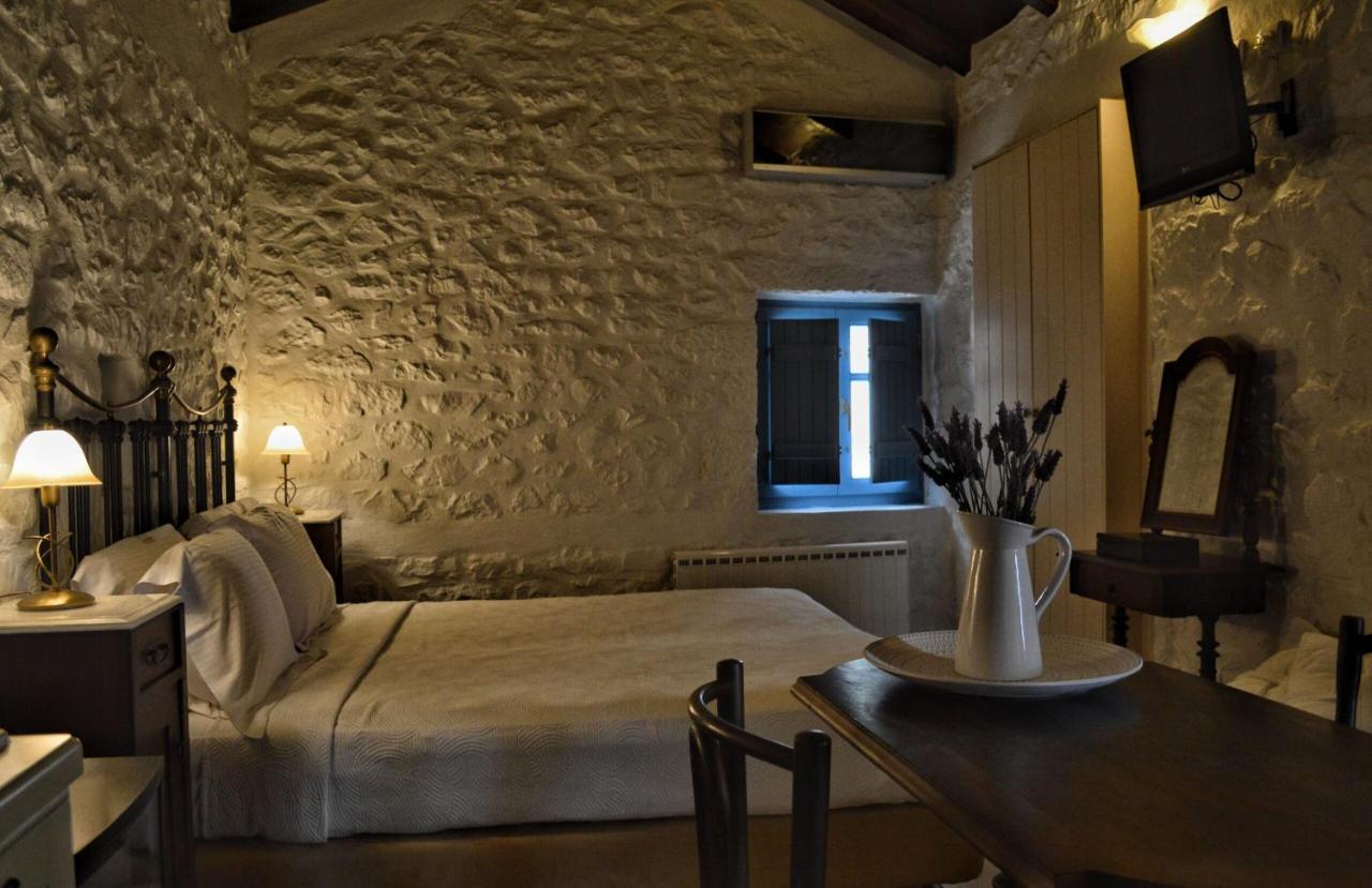 Lithos Stone Suites アレオポリ エクステリア 写真