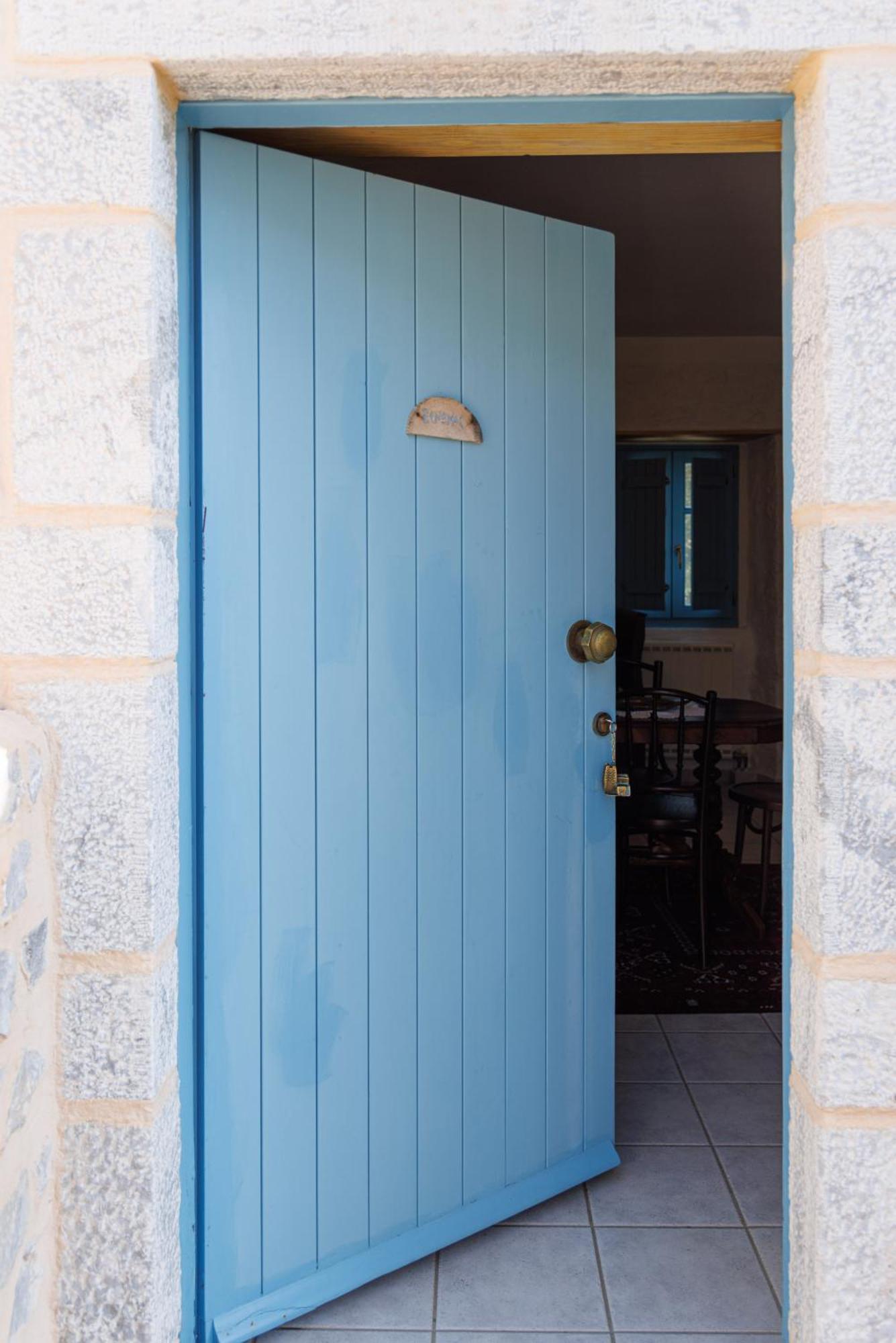 Lithos Stone Suites アレオポリ 部屋 写真